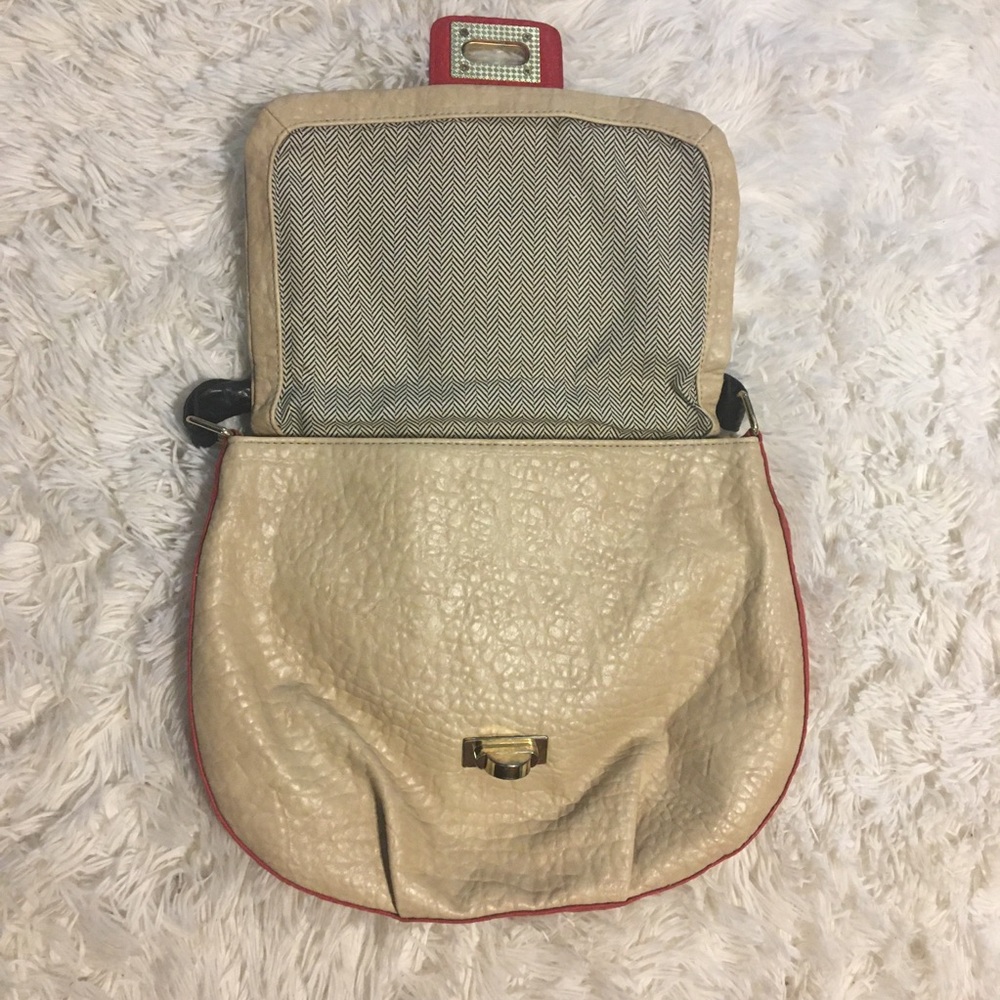 Vintage Steve Madden purse - Picture 9 of 13